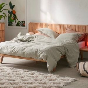 Full/Queen Urban Outfitters Duvet Cover and Shams